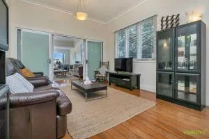 QV Family City Stay (1132) - Devonport