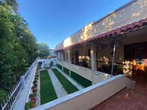 Ramos Charming Studio Apartment - 5th