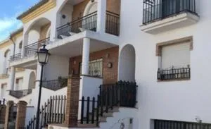 casa adosada en otura - Otura