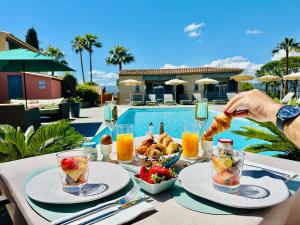 Hotels Les Capucines Saint Tropez : photos des chambres