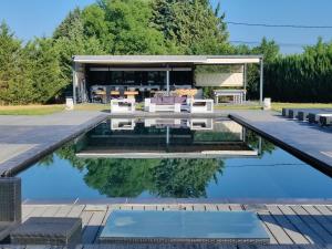 Appartements Joli studio 3 avec piscine au calme absolu : Appartement 1 Chambre
