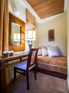 Elia Junior Suite In Epidavros with Shared Pool