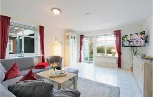 Gorgeous Home In Dagebüll With Kitchen - نيبول