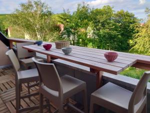 Appartements LA MAISON BERMA : Suite - Vue sur Jardin