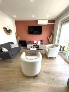 Le Terra-Cota 3 Ch privées 10 Gare-Port et Plage, WFI, Cosy