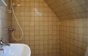 Awesome Home In Tomelilla With Kitchen