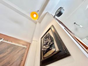 Aristocratic 3BHK apartment near Eastern Metropolitan Club, Santoshpur