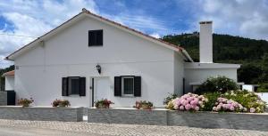 Location dune maison traditionnel dans un village