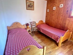 Appartement Spacieux - Terrasse, Jardin et Cheminée - À 5 Min du Centre des Gets - FR-1-623-100