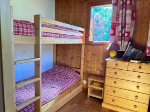 Appartement Spacieux - Terrasse, Jardin et Cheminée - À 5 Min du Centre des Gets - FR-1-623-100