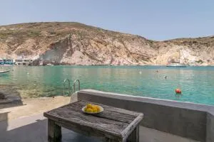 Thavma Boathouse - 普拉卡米洛斯