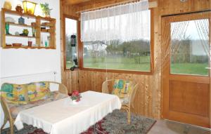 Stunning Home In Kröpelinwichmannsdrf