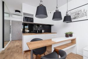 Cozy studio with a balcony - Rajska 3 street