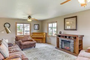 Black Hills Family Home Close to Hiking Trails! - Summerset