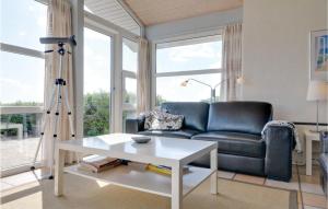 Holiday Home Hvedemarken Sjølund I