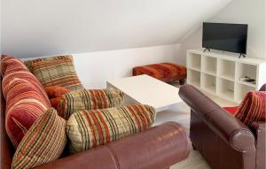 4 Bedroom Lovely Home In Boiensdorf