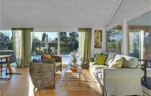 Cozy Home In Hornbæk With Wifi