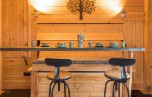 Cozy Home In Hoogersmilde With Wifi