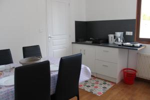 Hotels LE VILLAGE DU PARC : photos des chambres