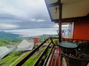 Nuea Tawan at Phu Thap Buek