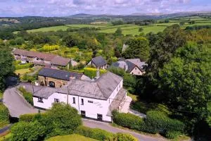 哈拉比尔乡村别墅酒店 - Sheepstor