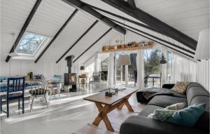 Gorgeous Home In Sjællands Odde