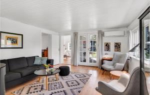 3 Bedroom Lovely Home In Nykøbing Sj