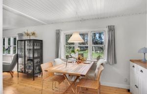 3 Bedroom Lovely Home In Nykøbing Sj
