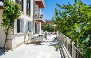 Amazing Apartment In Mokosica With Wifi