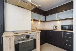 3-Bedroom Apartment with balcony- Krowoderska