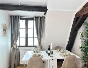 Le Marais Finest Luxurious Apartment