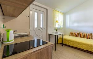 Amazing Home In Pomer With Wifi