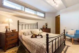 Voukamvilia Junior Suite in Epidavros Shared Pool - Dhímaina