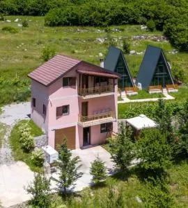 Arditi's Villa - ثيث