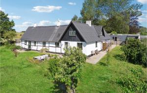 Beautiful Home In Lundby With Wifi