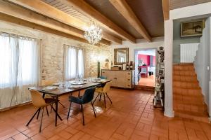 Villas Villa Moderne avec Piscine a Vinassan : photos des chambres