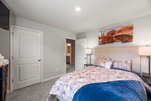 Atlanta Luxe Stay 5 Bedrooms, Comfort & Style sleeps 16