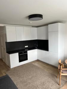Dviejų kambarių apartamentai Šventojoje!