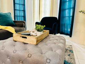 Falcon Oceanview 2br Condo-Airport Transportation Available-24-7Security