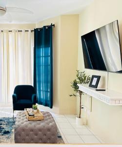 Falcon Oceanview 2br Condo-Airport Transportation Available-24-7Security