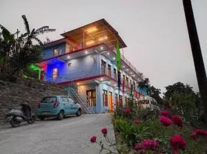 Radha Gopal Royal - 考萨尼