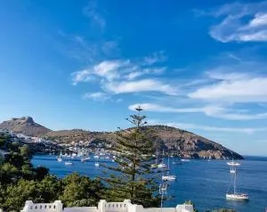 The Blue House II - Lakkíon