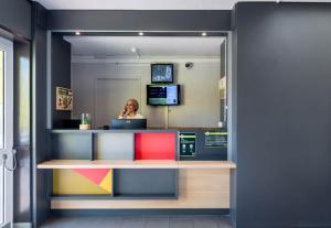Hotels B&B HOTEL Lille Lezennes Stade Pierre Mauroy : photos des chambres