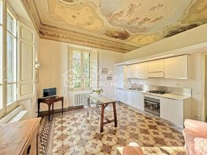 205 - Villa Fernanda - Elegante bilocale in villa depoca in centro a Numana - SPIAGGIA e NAVETTA WHITE BEACH CLUB OMAGGIO dal lun al ven FINO AL 02-08