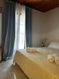 Small Paradise Perfect Hospitality