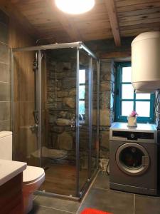 Eğri Meşeler Gökçeada Eski Bademlide Tarihi Taş Ev