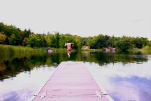 Le Bois Debout - Lake & Trails