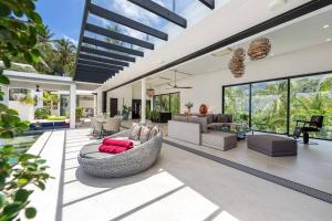 villa Luxurious Retreat