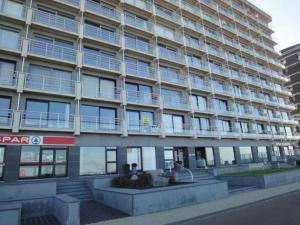 Studio met zeezicht en zwembad en parking