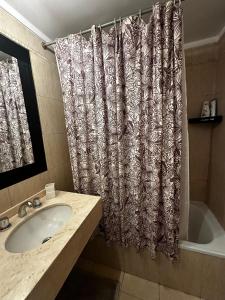 Lovely & Lightful Studio with pool